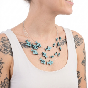 Collar con formas de peces en Piel Artesanal