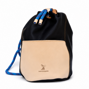 mochila de piel artesanal marrón chocolate