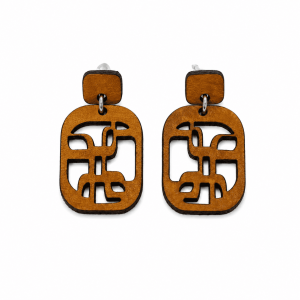 pendientes geométricos dorados de cuero