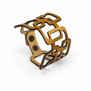 pulsera geométrica dorada de cuero